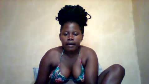 Snapshot of loviett chatting on May 16, 12:15 pm loviett online show from May 16, 12:15 pm