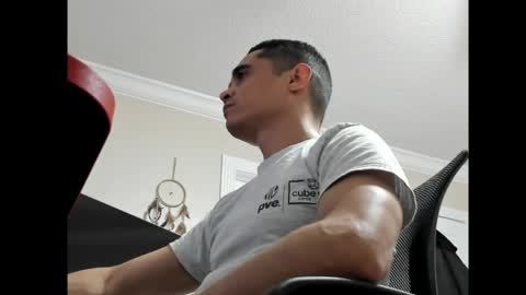 Snapshot of loving_bbw chatting on April 27, 10:19 pm DarkGhost online show from April 27, 10:19 pm