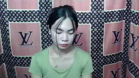 loving_rhean online show from November 14, 4:55 am