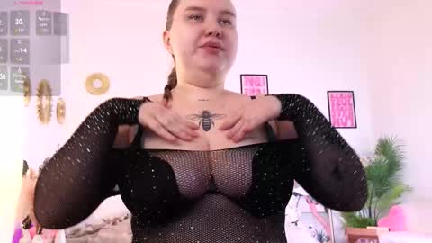 Call me Aphrodite online show from February 27, 7:41 am