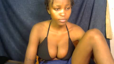 lovly_lastborn online show from September 29, 8:13 pm