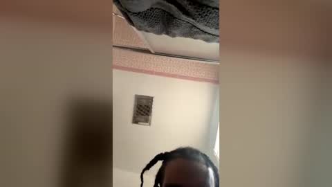 Snapshot of lowkeyfuckboy chatting on August 2, 7:45 pm lowkeyfuckboy online show from August 2, 7:45 pm