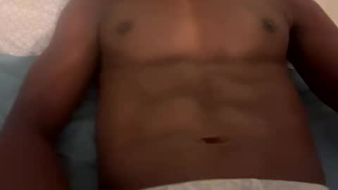 Snapshot of lowlife225 chatting on October 10, 5:28 am lowlife225 online show from October 10, 5:28 am