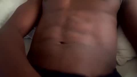 Snapshot of lowlife225 chatting on December 16, 5:51 pm lowlife225 online show from December 16, 5:51 pm