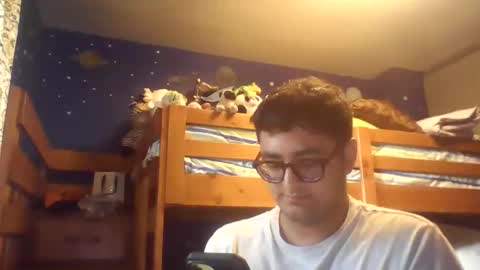 Snapshot of lpop81020 chatting on May 22, 11:32 pm lpop81020 online show from May 22, 11:32 pm