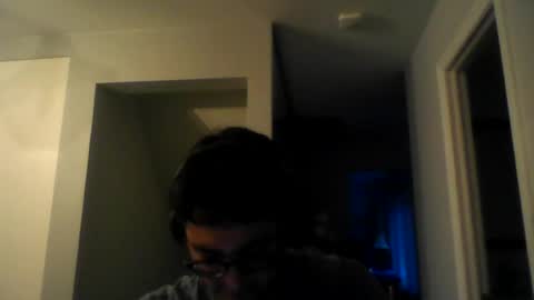 Snapshot of lpop81020 chatting on June 18, 1:06 am lpop81020 online show from June 18, 1:06 am