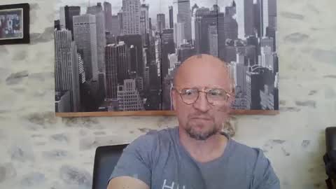 Espigle online show from May 20, 11:05 am