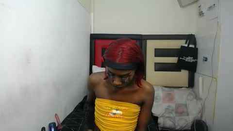 lsnnickykhanyile online show from April 16, 7:14 pm