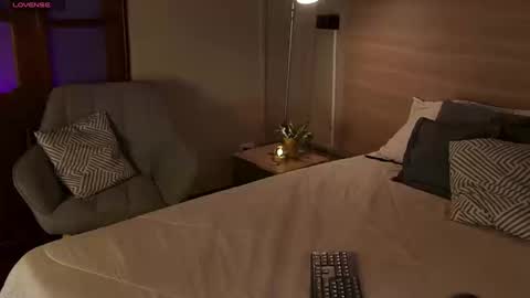  ---Goys incredible photographs online show from March 13, 1:07 pm