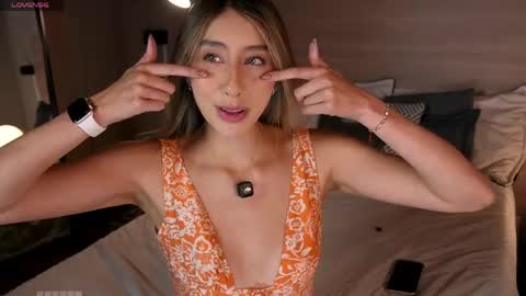 Snapshot of lua_ferch_ chatting on May 30, 1:30 pm ---Goys incredible photographs online show from May 30, 1:30 pm