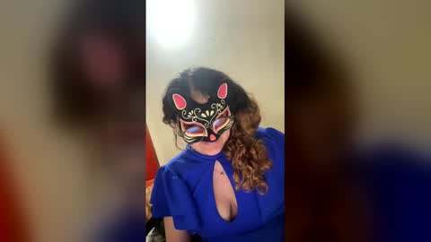 Snapshot of luana_winner chatting on February 9, 3:10 am luana_winner online show from February 9, 3:10 am