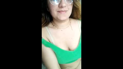 Snapshot of luana_winner chatting on March 9, 5:22 am luana_winner online show from March 9, 5:22 am