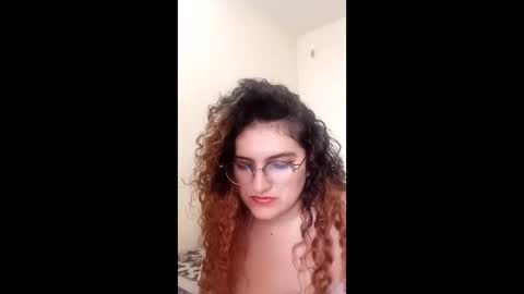Snapshot of luanapowerful chatting on March 2, 4:58 pm luanapowerful online show from March 2, 4:58 pm