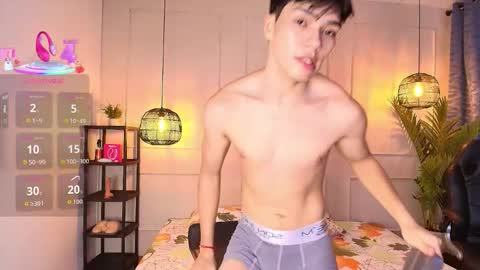 Snapshot of luandy_ chatting on December 20, 8:49 pm lUAN online show from December 20, 8:49 pm