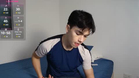 Snapshot of luandy_1 chatting on June 19, 12:20 pm luandy_1 online show from June 19, 12:20 pm