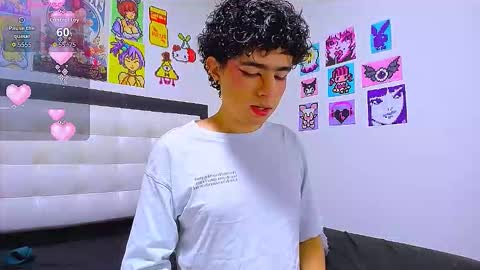 Snapshot of luanrush_ chatting on February 27, 2:22 am LuanRush online show from February 27, 2:22 am