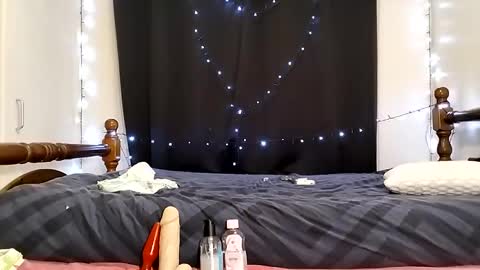 Snapshot of lube_squirter chatting on February 26, 3:53 am lube_squirter online show from February 26, 3:53 am