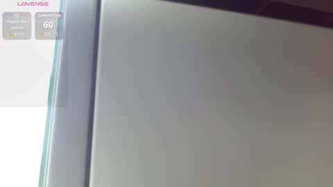 Snapshot of luca2828 chatting on March 12, 10:54 am luca2828 online show from March 12, 10:54 am