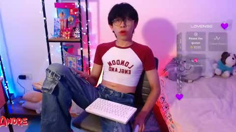 Luca online show from April 12, 8:52 am