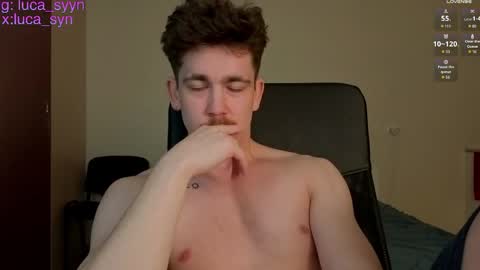 Snapshot of luca_syn chatting on April 20, 5:26 pm Luca S online show from April 20, 5:26 pm