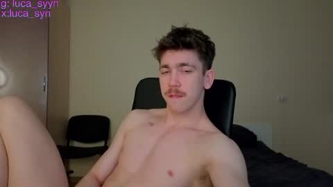 Snapshot of luca_syn chatting on April 29, 6:47 pm Luca S online show from April 29, 6:47 pm