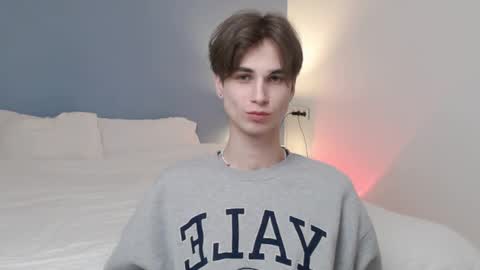 Snapshot of lucacharm chatting on February 19, 11:46 pm lucacharm online show from February 19, 11:46 pm