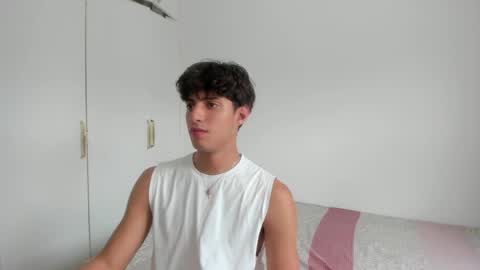 Snapshot of lucacosta19 chatting on May 28, 5:54 pm lucacosta19 online show from May 28, 5:54 pm
