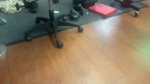 Snapshot of lucalongdick chatting on March 22, 2:48 am lucalongdick online show from March 22, 2:48 am