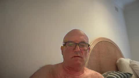 Snapshot of lucas10004 chatting on December 31, 2:08 am lucas10004 online show from December 31, 2:08 am