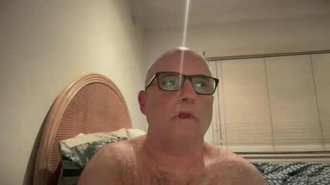 Snapshot of lucas10004 chatting on September 13, 1:55 pm lucas10004 online show from September 13, 1:55 pm