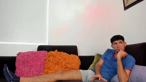 Snapshot of lucas_dream chatting on May 4, 11:50 am lucas_dream online show from May 4, 11:50 am