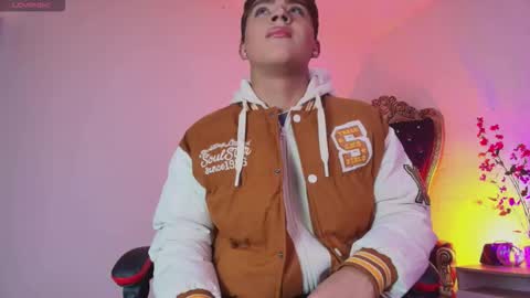 Lucas lovee online show from March 22, 1:14 pm