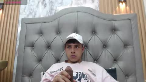  LUCAS RIVAS  online show from February 11, 11:10 pm