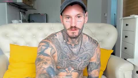 Snapshot of lucasexclusive chatting on September 12, 4:01 am lucasexclusive online show from September 12, 4:01 am