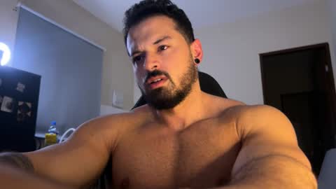 lucasfit24 online show from November 4, 4:22 am