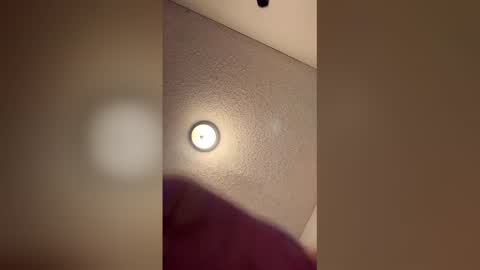 lucasmagana85 online show from February 20, 8:05 am