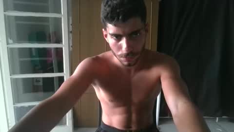 Snapshot of lucasmansoni chatting on January 12, 5:07 pm lucasmansoni online show from January 12, 5:07 pm