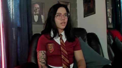 Snapshot of luccylee chatting on October 12, 8:08 pm online show from October 12, 8:08 pm