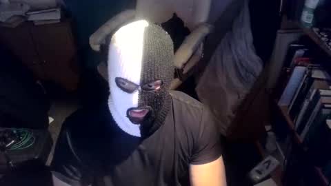 Snapshot of luchahor chatting on September 23, 9:51 pm luchahor online show from September 23, 9:51 pm