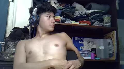 Snapshot of luchosaando chatting on May 7, 2:50 am Felipe online show from May 7, 2:50 am