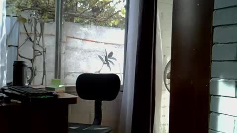 Snapshot of luchosaando chatting on May 14, 2:24 pm Felipe online show from May 14, 2:24 pm