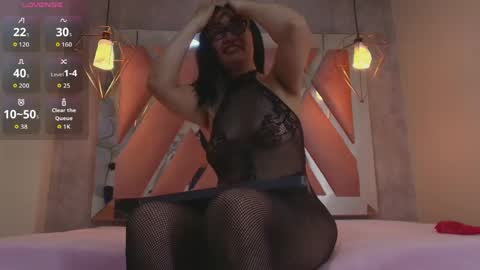 Luci online show from April 1, 7:00 pm