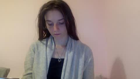Snapshot of luci_layne chatting on August 3, 12:53 am Luci Layne online show from August 3, 12:53 am