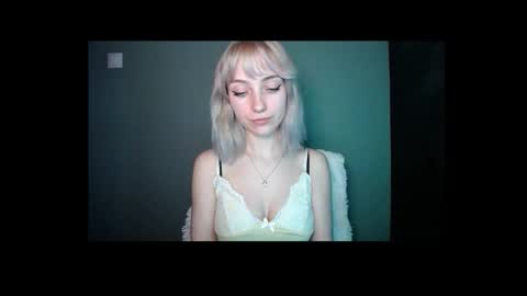 Lucy online show from March 19, 8:02 pm