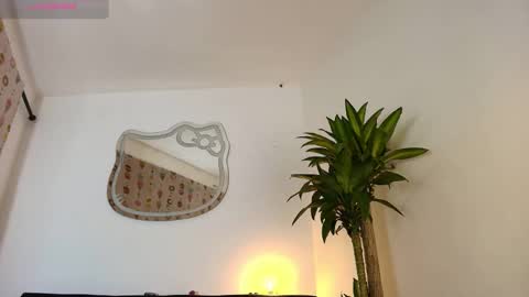 luciana_glow online show from February 1, 2:21 am