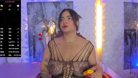 luciana_ramirez__ online show from April 14, 1:50 pm