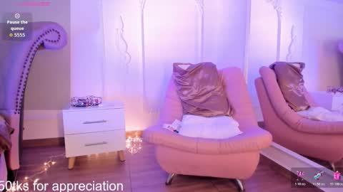 Luciana online show from October 31, 9:16 pm