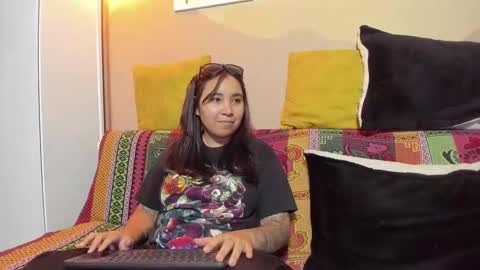 Snapshot of lucianacapisce chatting on September 14, 12:10 am Dani 3 online show from September 14, 12:10 am