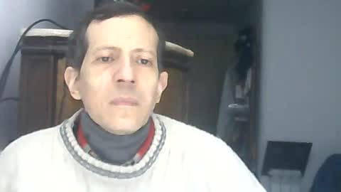 Snapshot of lucianoaxel chatting on June 23, 7:12 pm Luciano online show from June 23, 7:12 pm