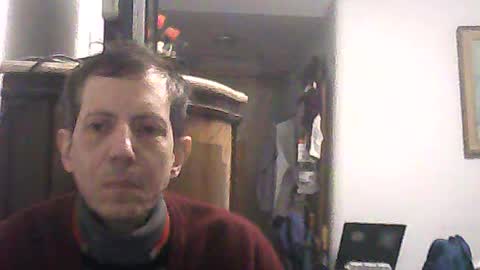 Snapshot of lucianoaxel chatting on July 13, 2:47 am Luciano online show from July 13, 2:47 am
